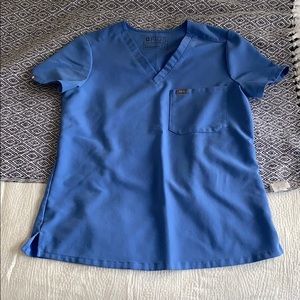 Figs Ceil blue scrub top
